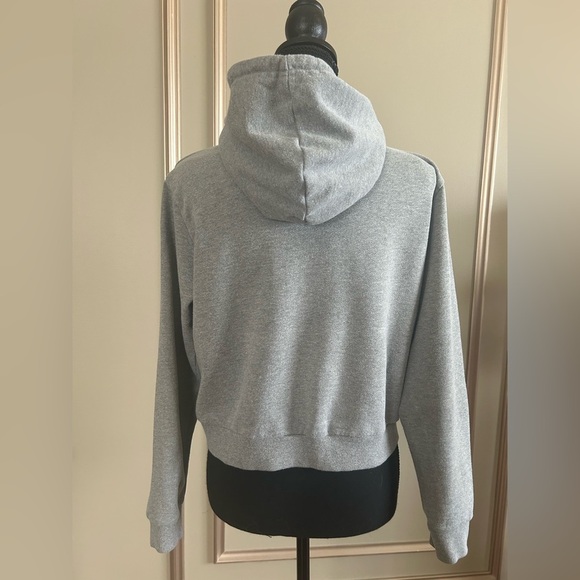 Forever 21 Gray Fleece Cropped Hoodie Women’s Pullover Sweatshirt Small Size S - Picture 4 of 6